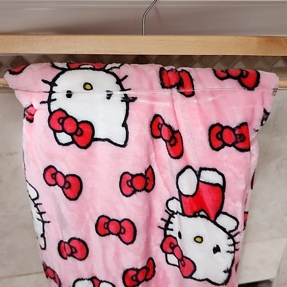 💗🩷 HELLO KITTY PLUSH CLOUD THROW 🩷💗